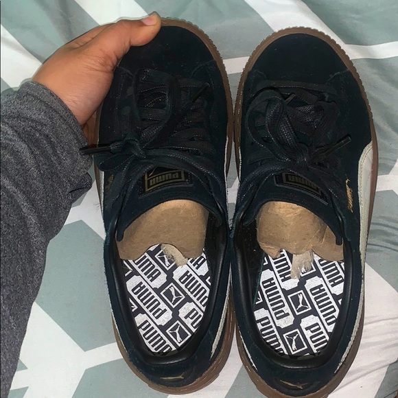 Puma - Picture 3 of 5